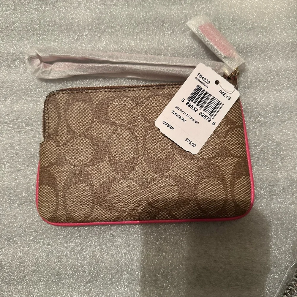 NWT Coach Signature Brown and Pink Wristlet - Picture 2 of 4